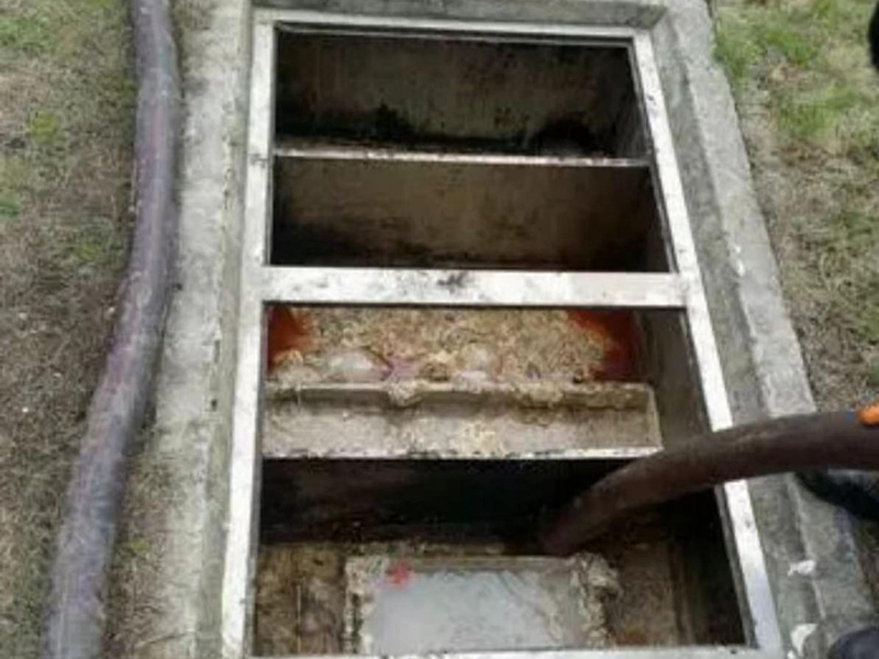 聂荣隔油池清理