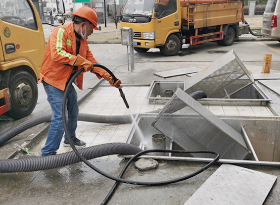 聂荣隔油池清理